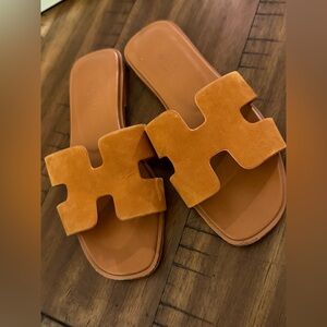 Hermes Brown Suede & Leather Oran Flat Sandal size 4.5 or 5. 35 rare